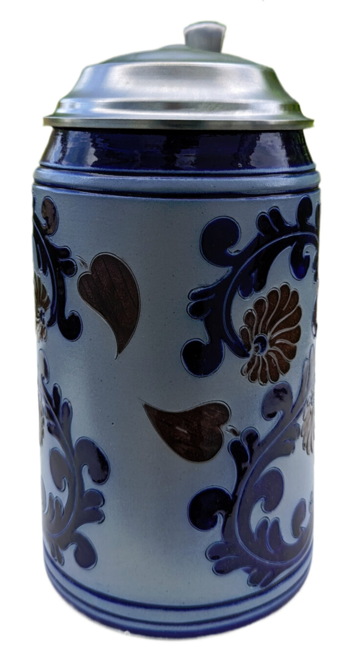 Krug mit Salzglasurdekor, schwerer Zinndeckel, von ca. 1970 – Bild 3