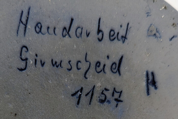 Krug mit Salzglasurdekor, schwerer Zinndeckel, von ca. 1970 – Bild 5