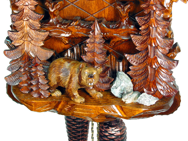 Chalet Kuckucksuhr, Bär im Wald – Bild 3