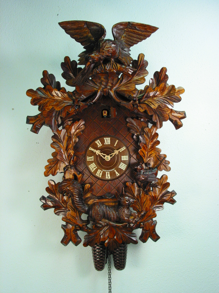 Kuckucksuhr Schnitzerei Adler und Eichhorn