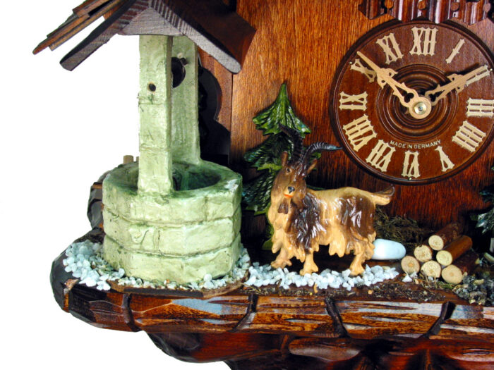 Kuckucksuhr "Der Uhrenträger" – Bild 5