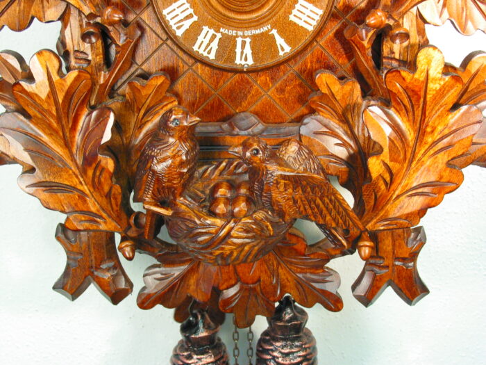 8-Tag Kuckucksuhr Schnitzerei Eulenpaar & Ranken (Copy) – Bild 3